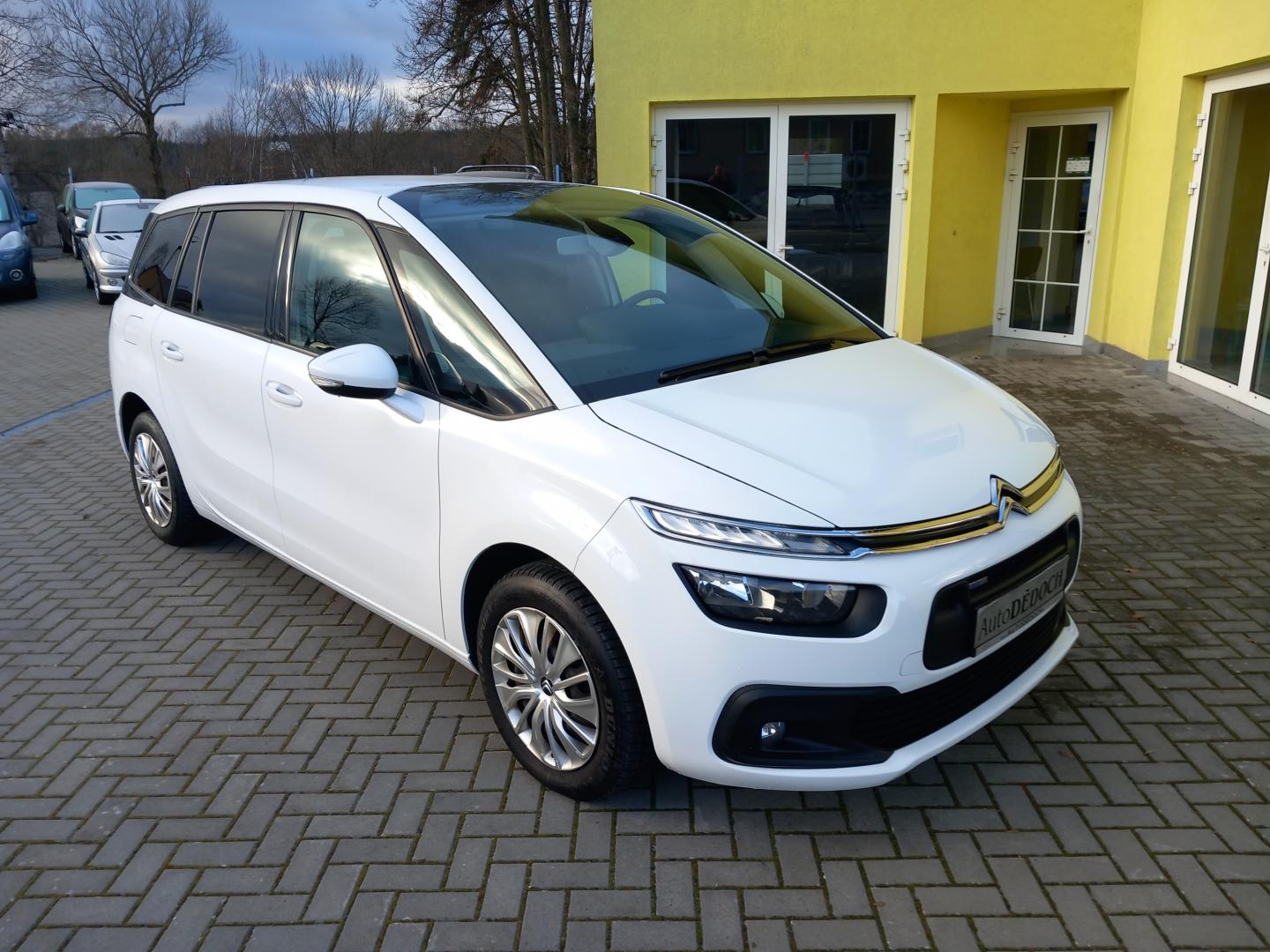 Citroën C4 Grand Picasso 1,2PT  7MÍST PO VELKÉM SERVISE